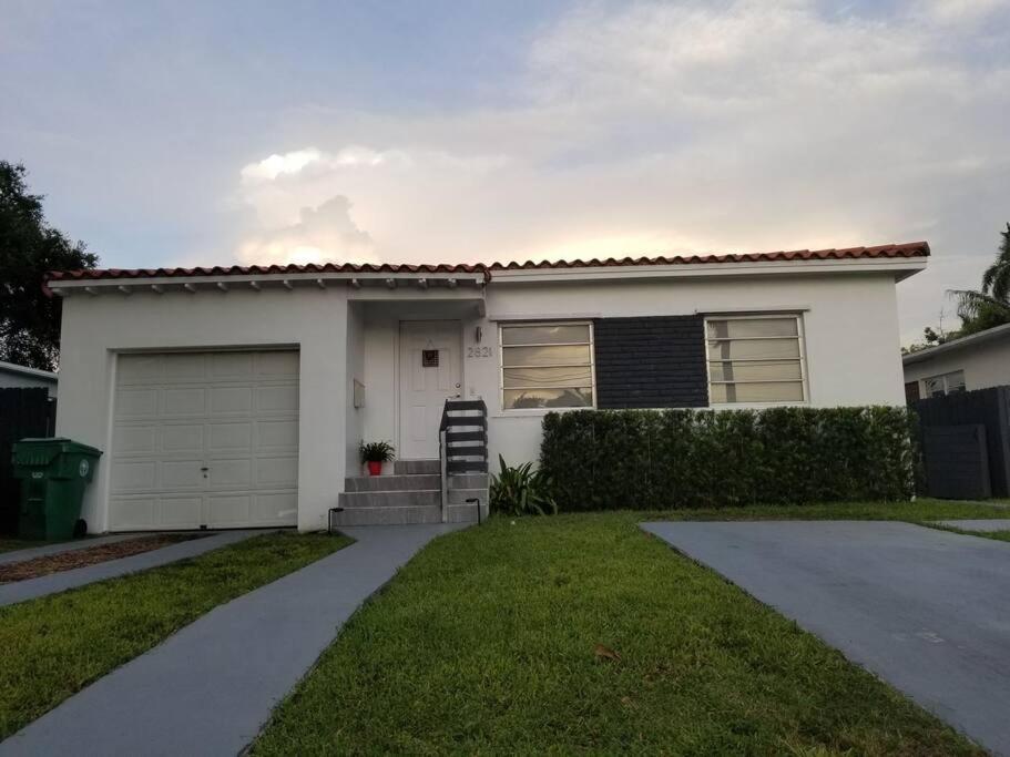 My Lovely Home In Miami 15 Minutes From The Beach Exterior photo
