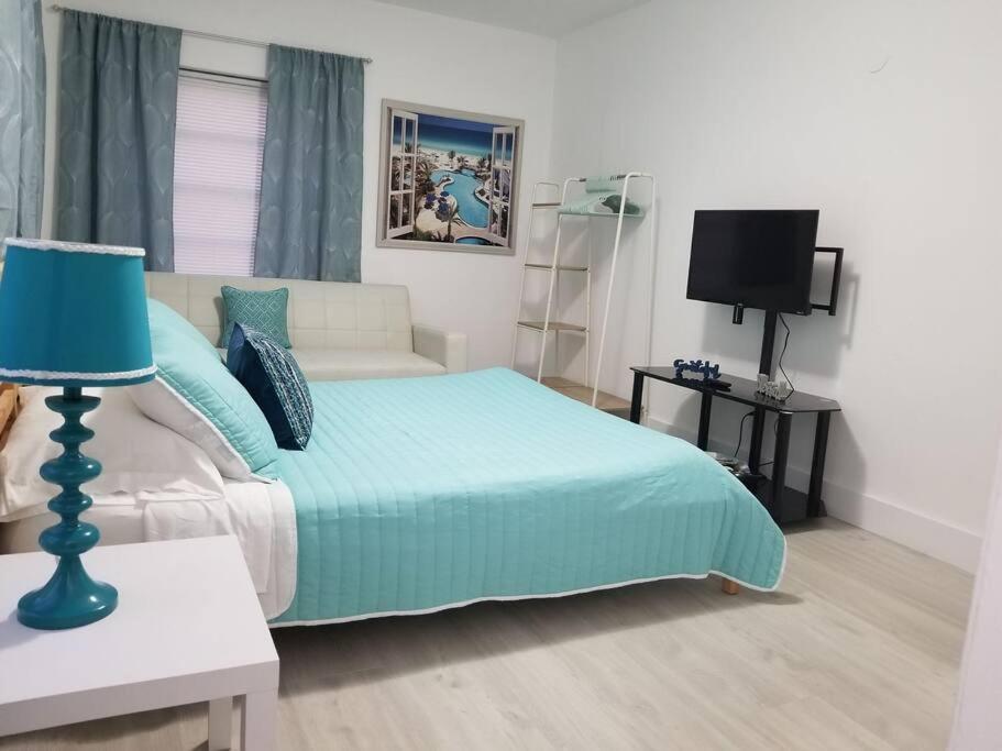 My Lovely Home In Miami 15 Minutes From The Beach Exterior photo